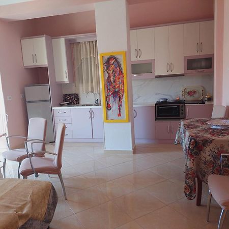 Apartment Adi Sarande Bagian luar foto