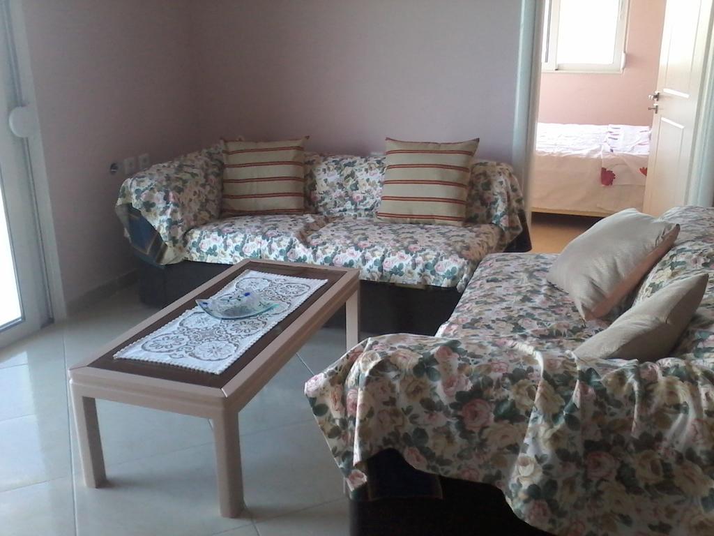 Apartment Adi Sarande Bagian luar foto