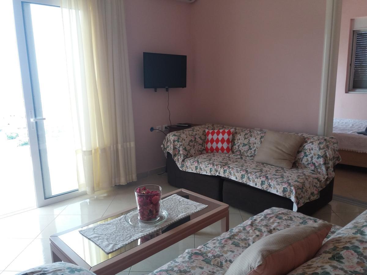 Apartment Adi Sarande Bagian luar foto