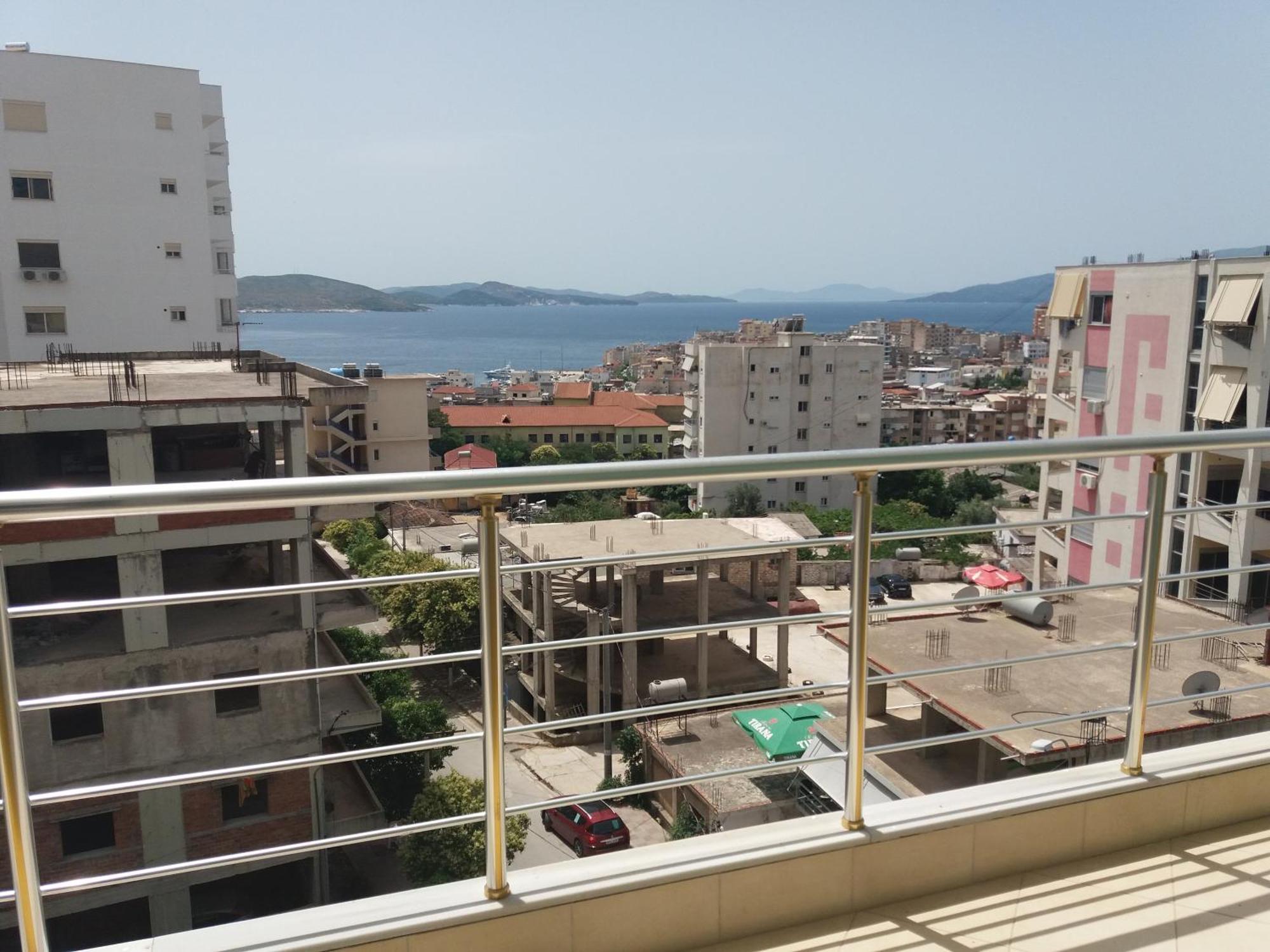 Apartment Adi Sarande Bagian luar foto